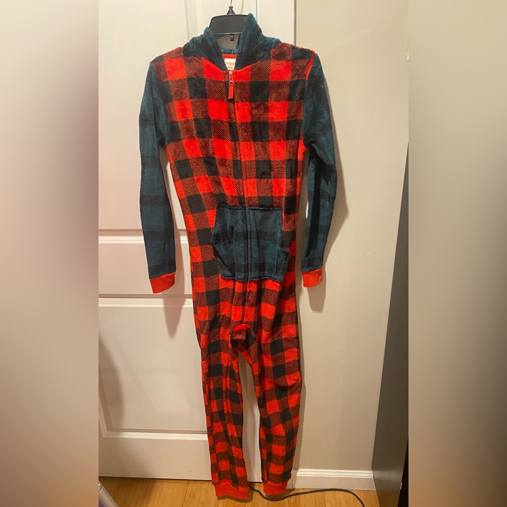 Cat & Jack Sleepwear Red. Black. Green